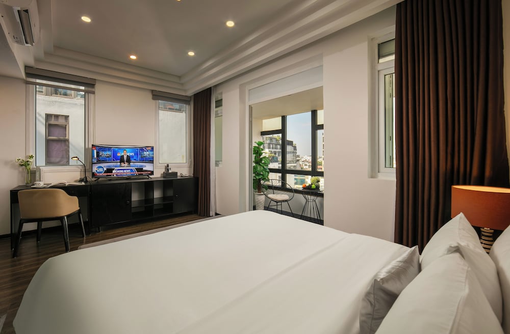 JUNIOR SUITE, BALCONY