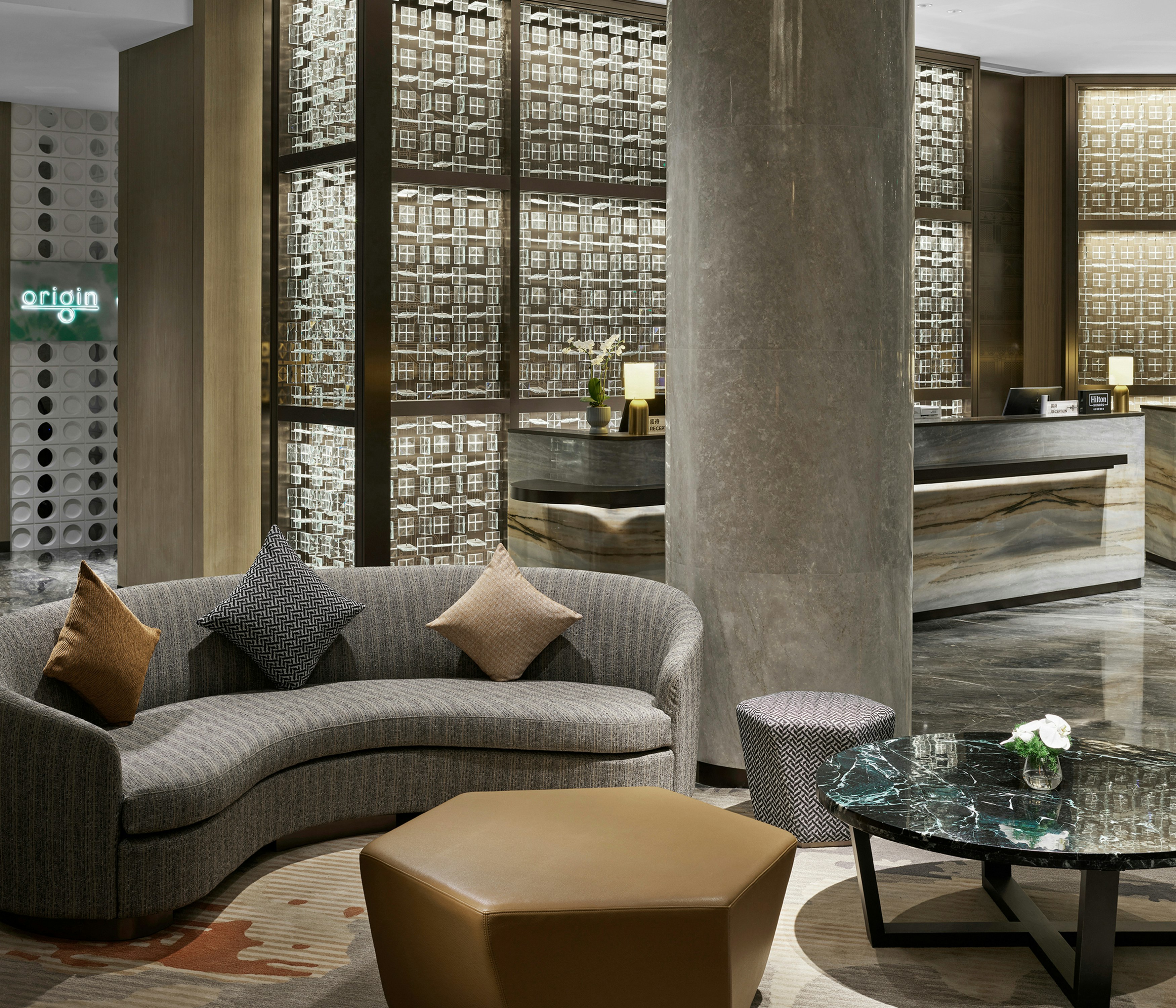 DoubleTree by Hilton Yantai Golden Coast Hotel and Suites 33/57