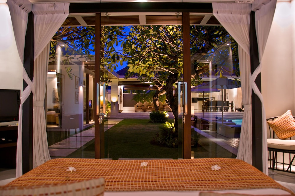 Chandra Bali Villas 35/48