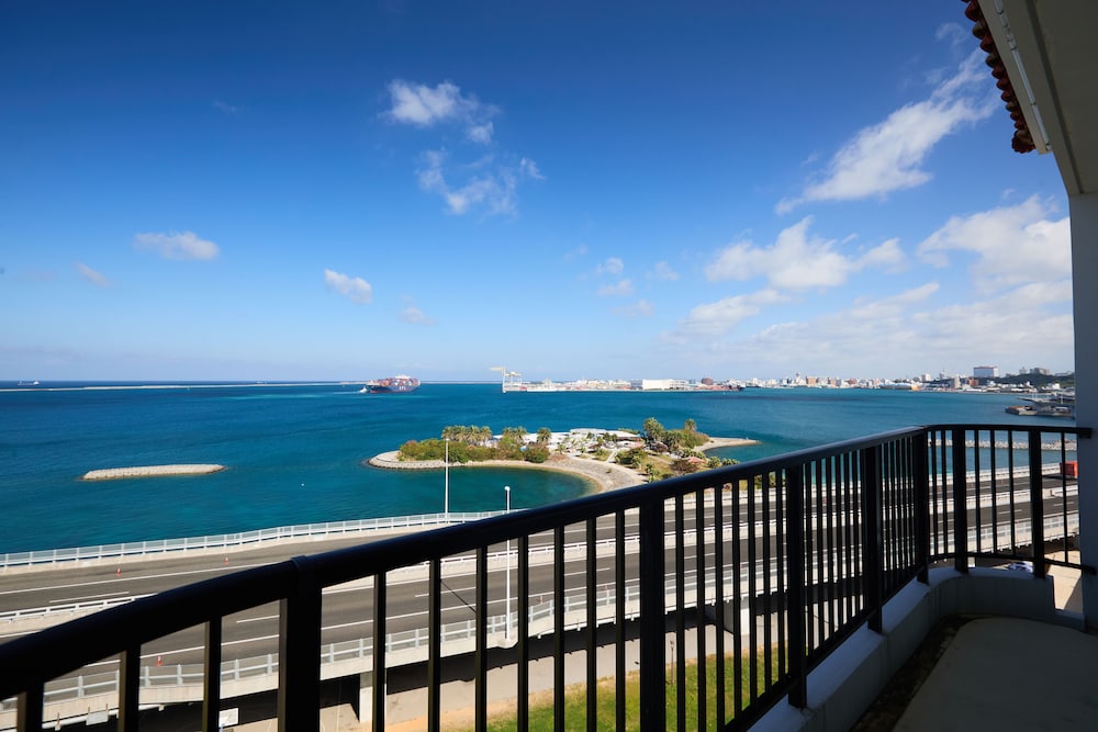 Naha Beach Side Hotel 69/71