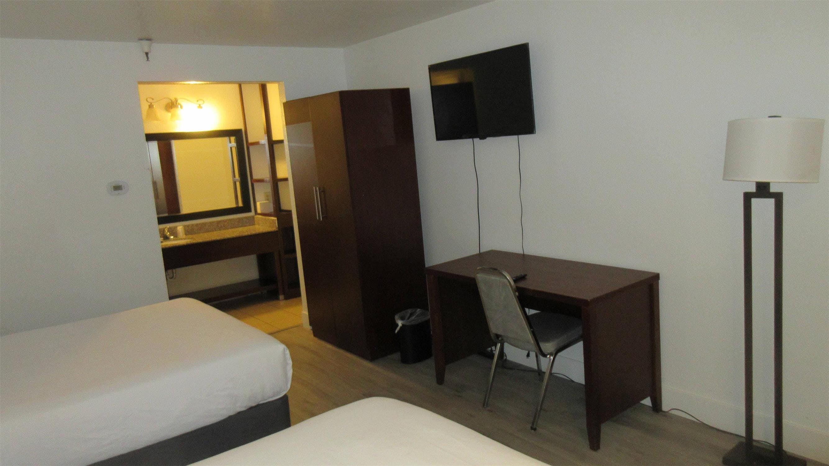 Rancho Cordova Inn 26/48