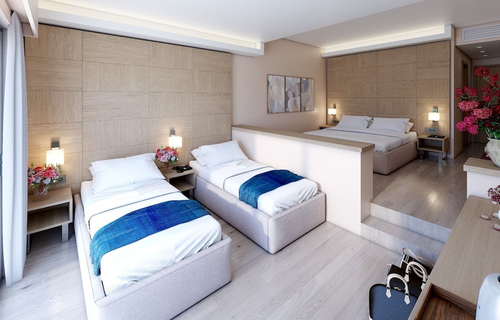 Azure By Yelken Hotel 27/75