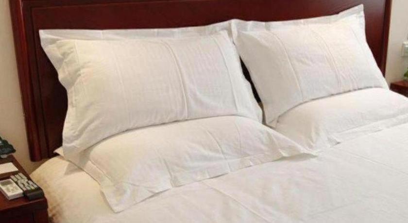 GreenTree Inn Beijing Daxing Xingye Street Liyuan Business Hotel 27/49