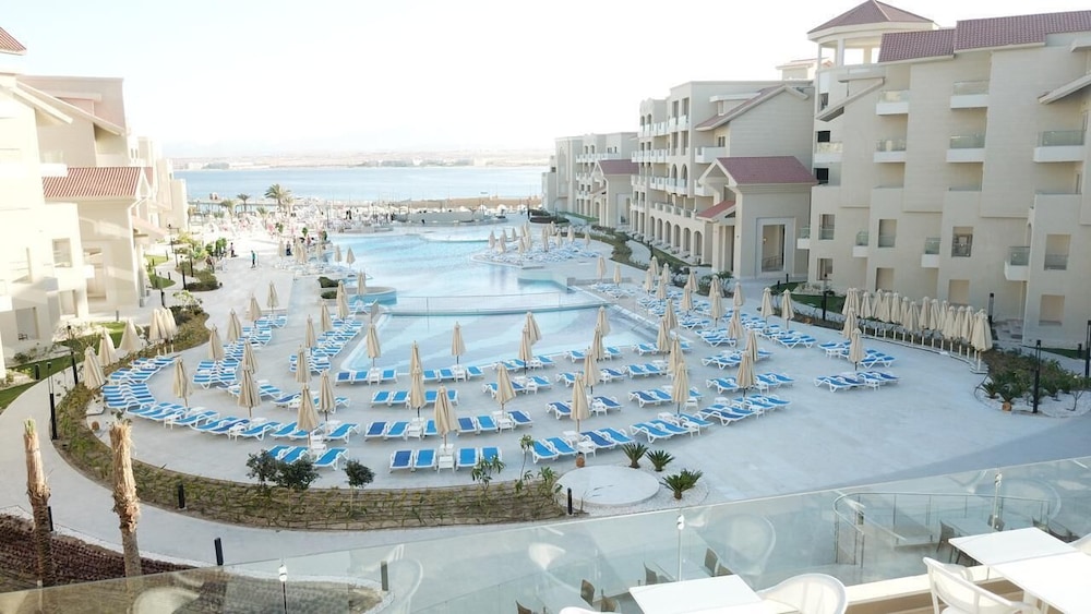 SRNTY Sahl Hasheesh 39/68