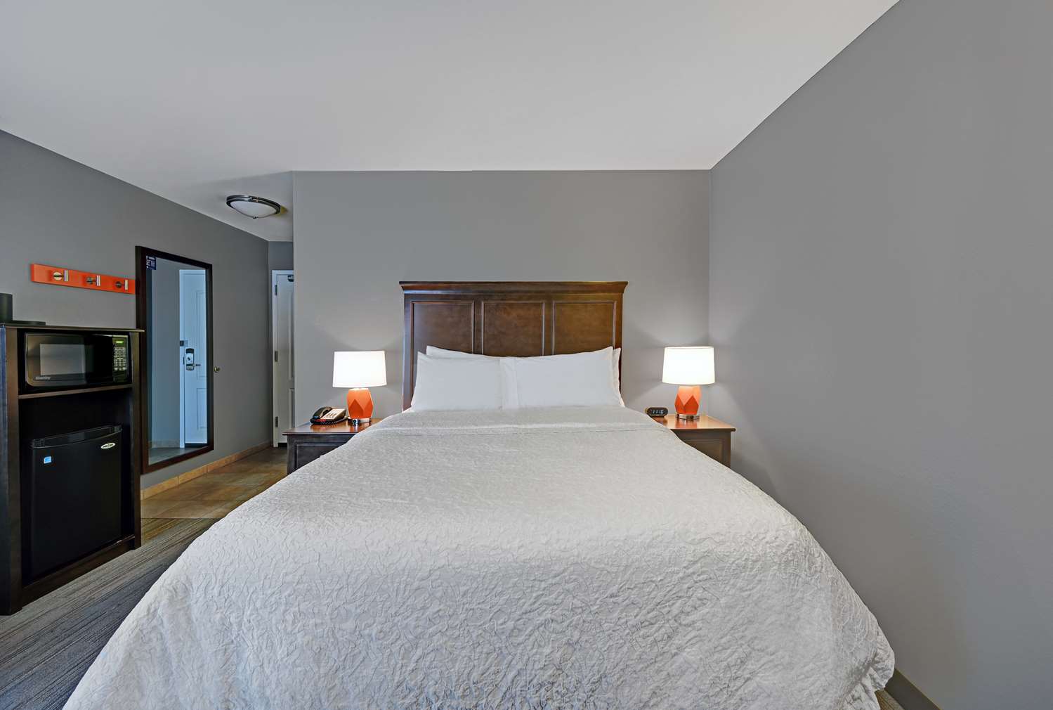 Room, Queen Bed, Accessible