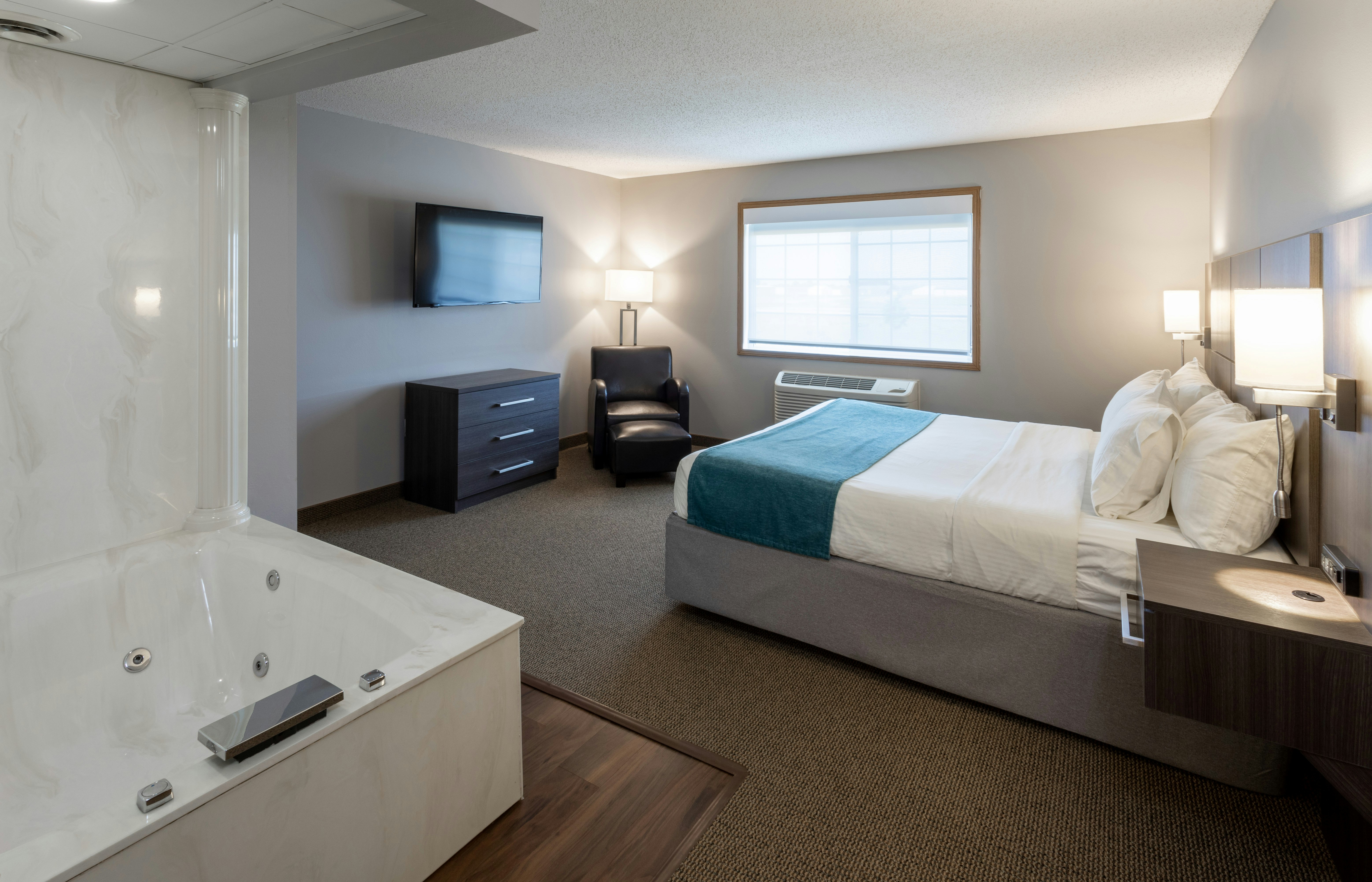 Paynesville Inn And Suites 14/24