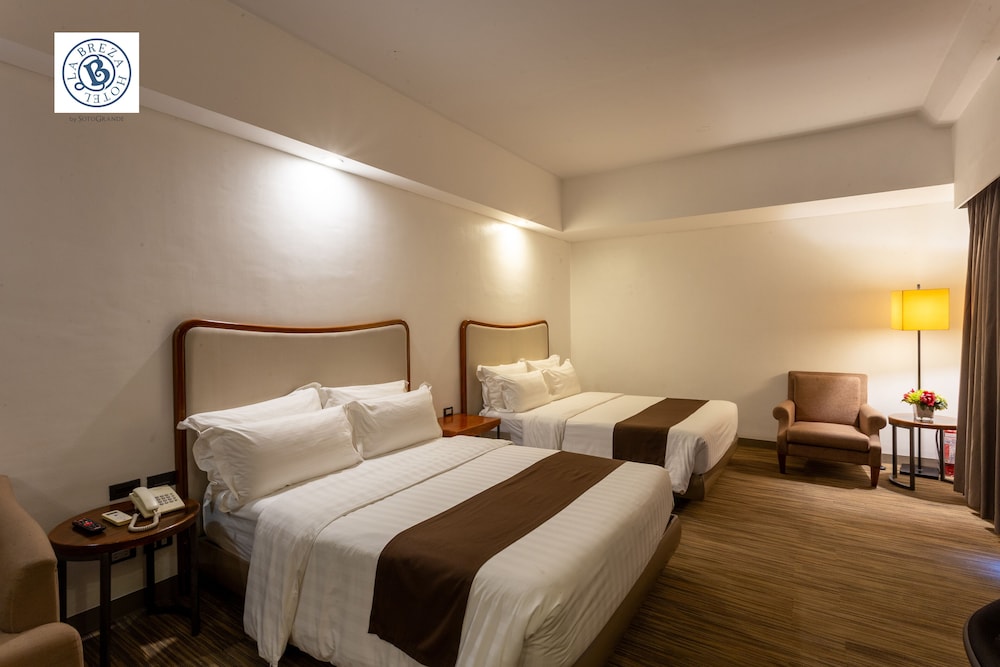 La Breza Hotel 23/57