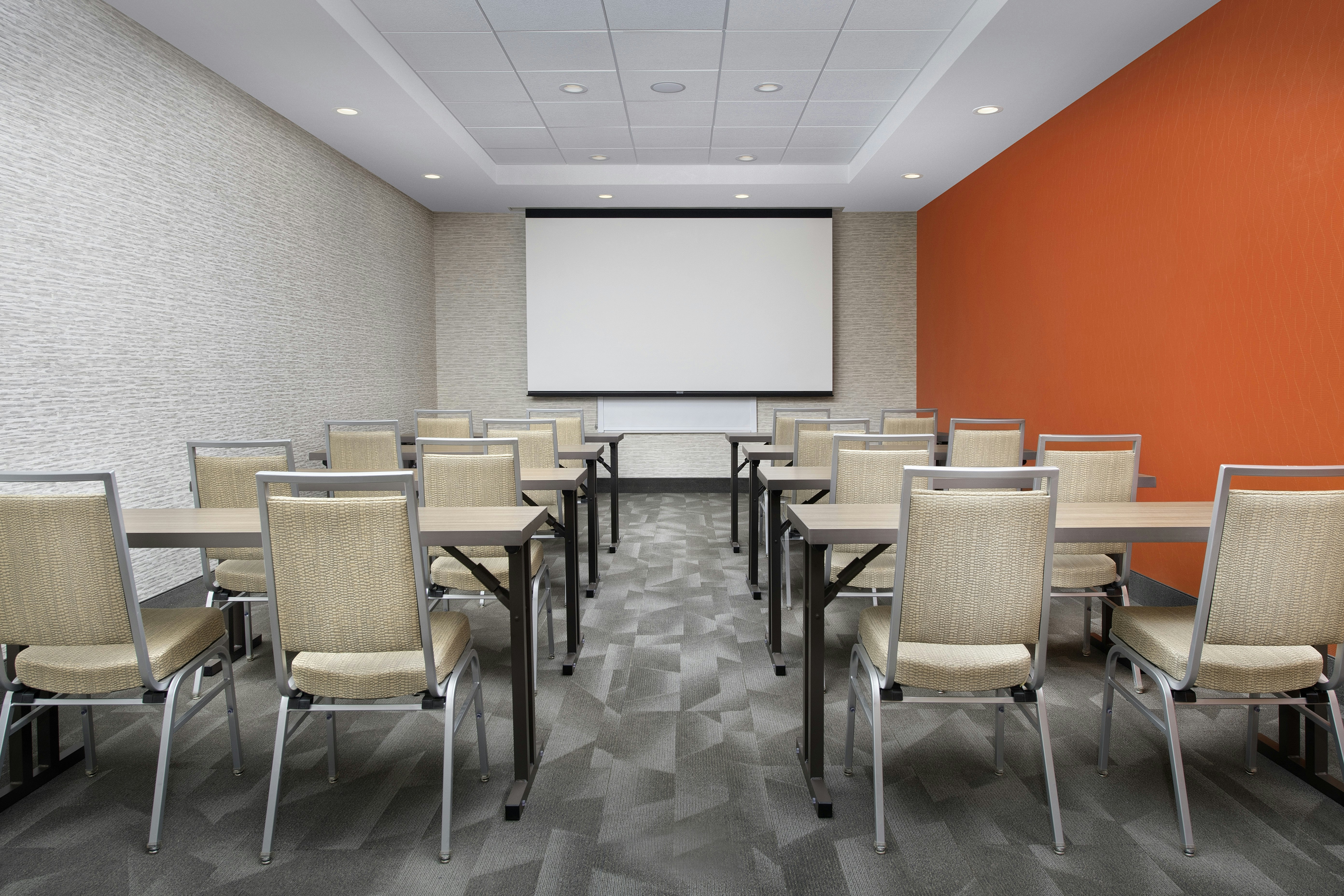 Home2 Suites By Hilton Asheville Biltmore Village 10/13