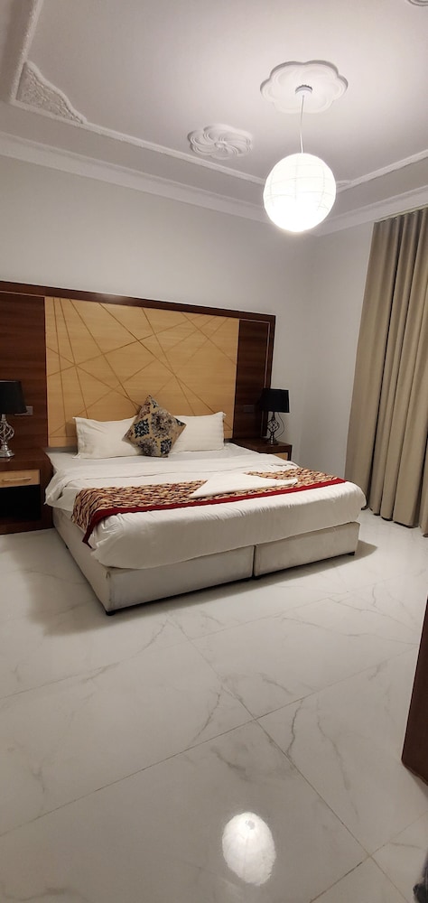 أجنحة ريحان الورود(Rihanat Al Worood Suites Khamis Mushait) 17/34