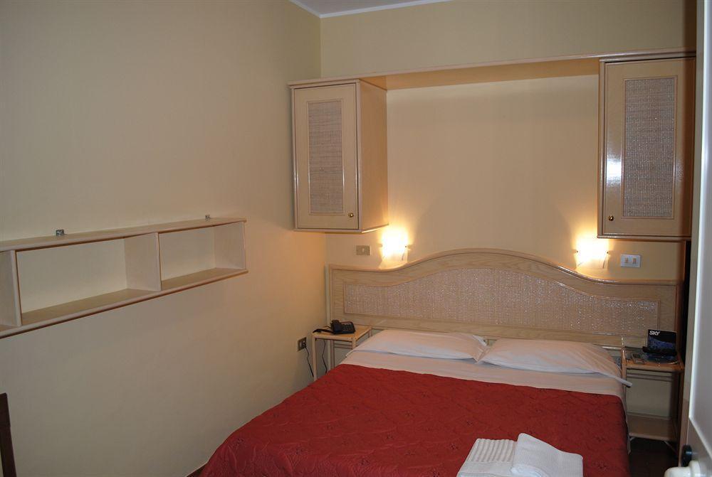 Hotel La Praia 5/17