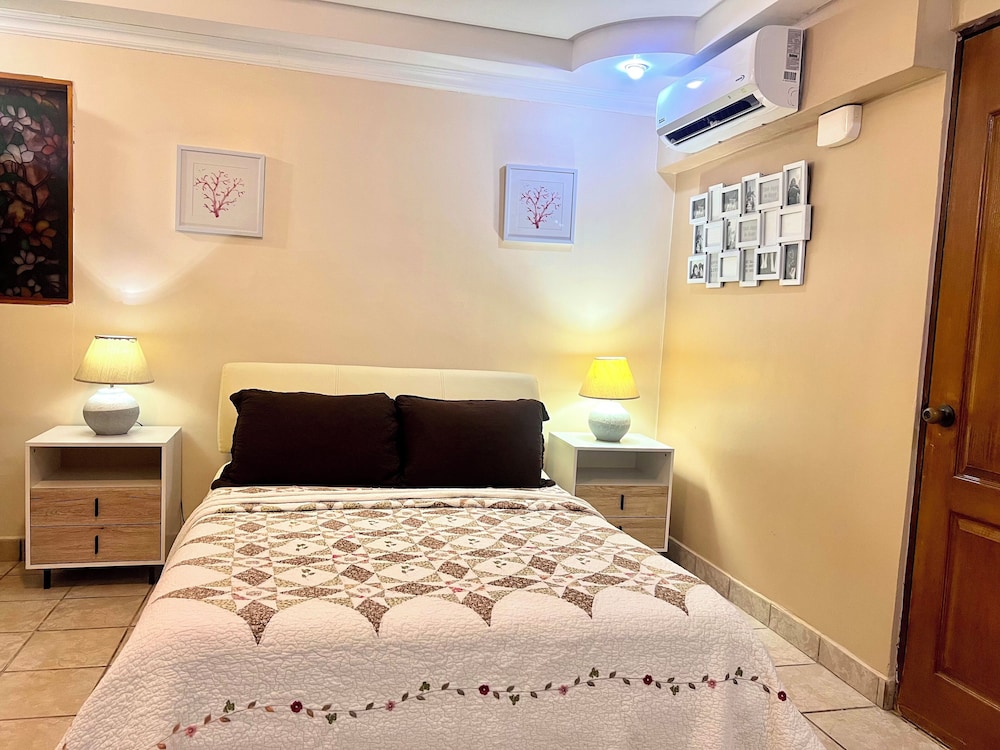 Casas del Toro Playa Flamingo 18/50