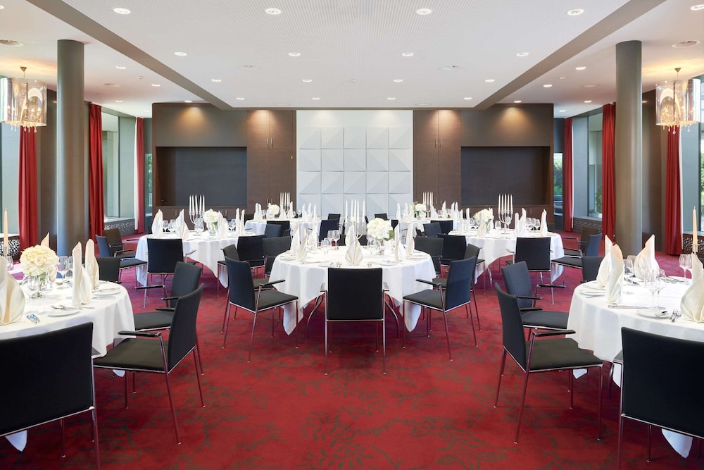 Dorint Airport Hotel Zurich 62/76