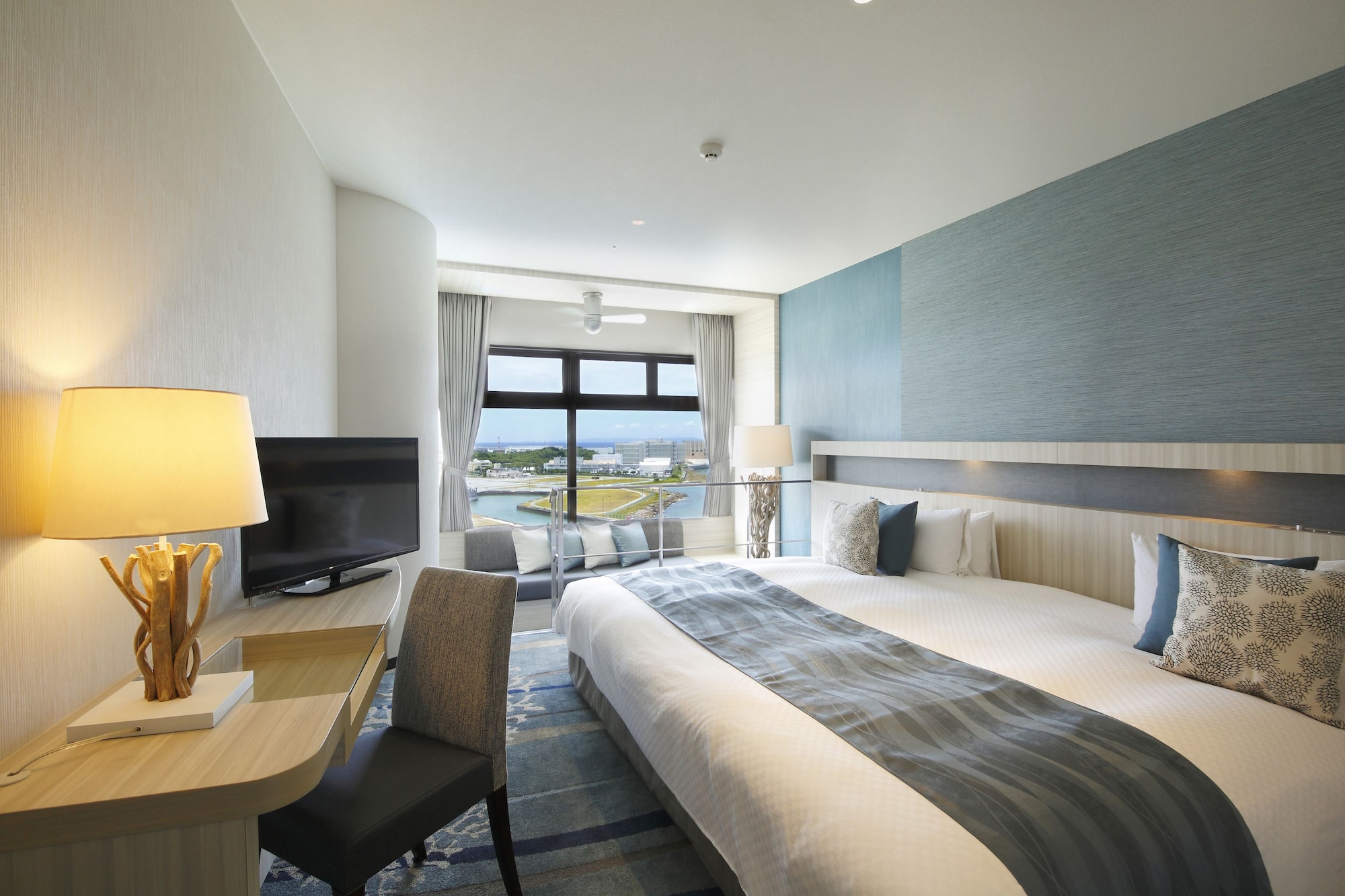 EXECUTIVE, KING BED, MAIN BUILDING