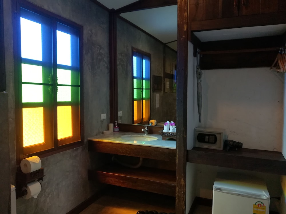 Hongkhao Village 98/100