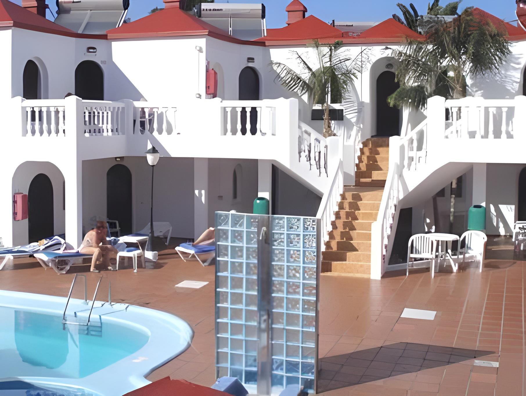 Apartamentos LIVVO Galera Beach 17/40