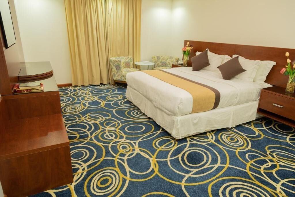 Deluxe Suite