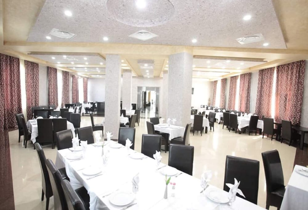 Hotel El Khayem 26/32