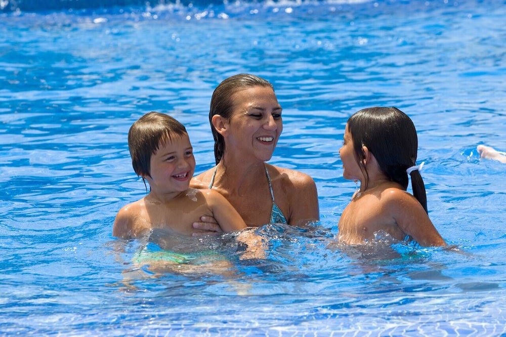 Miracle Springs Resort Spa 61/71