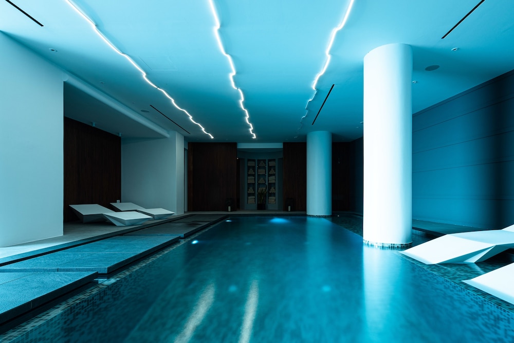 Aria Estate Suites And Spa 41/76
