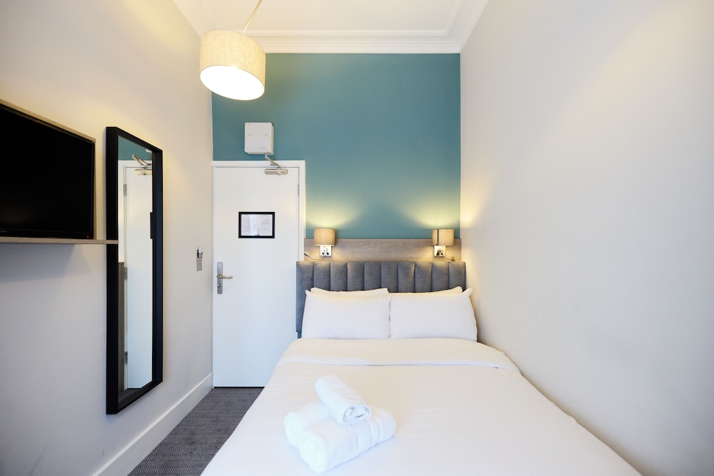 PRINCE WILLIAM HOTEL 29/55