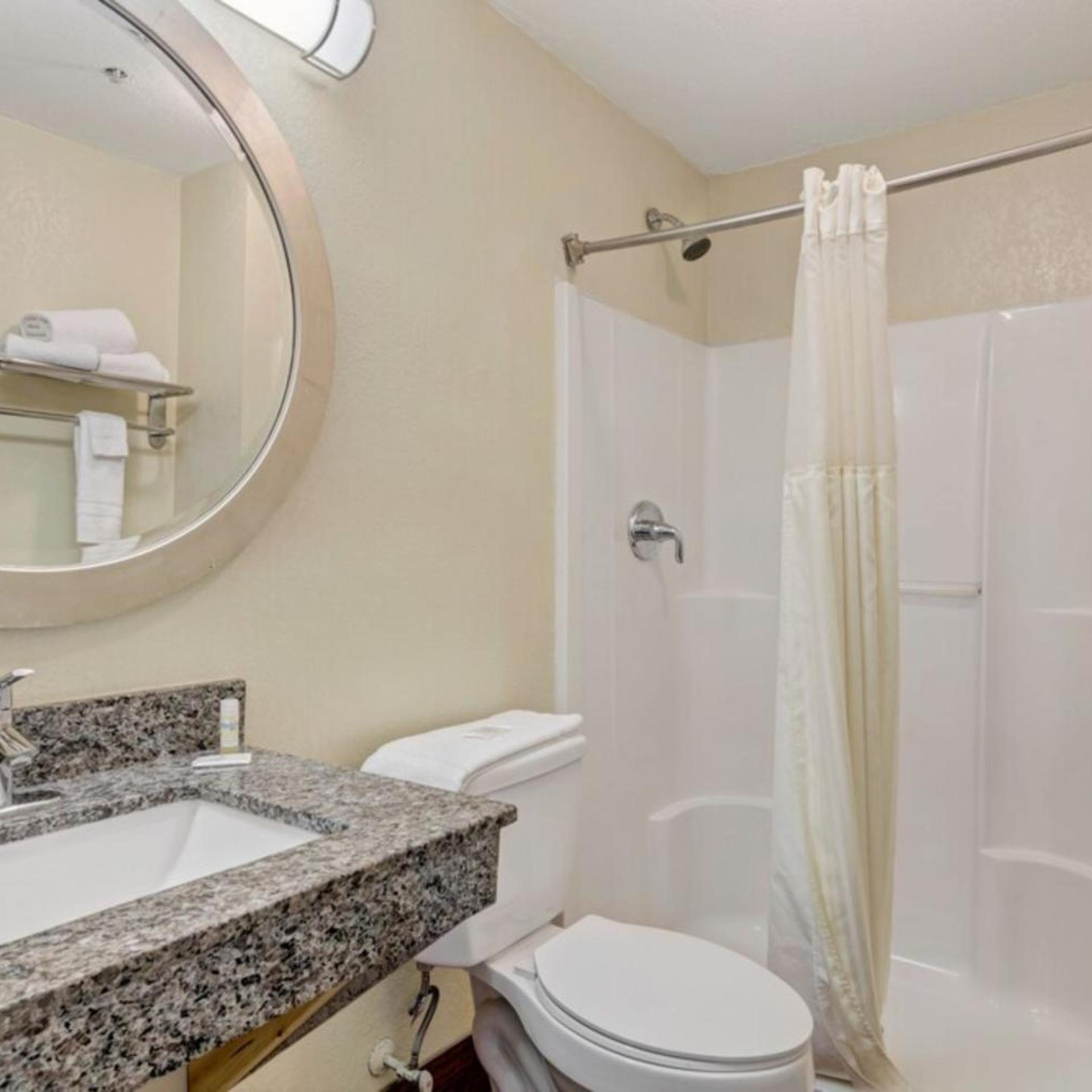 غرفة بسرير كينج، Savannah Garden Hotel 6/8