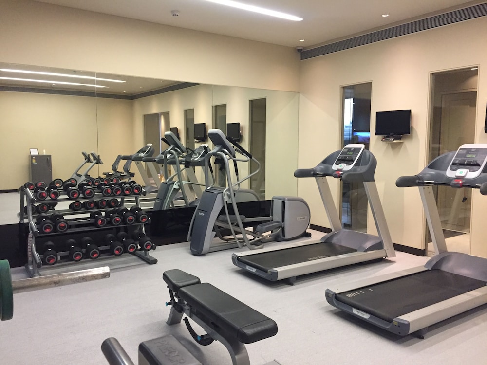 Surat Marriott Hotel 33/55