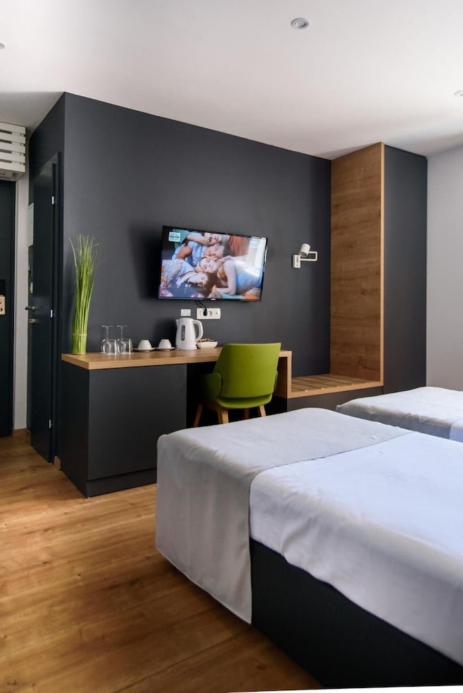Ora Luxury Rooms 13/44