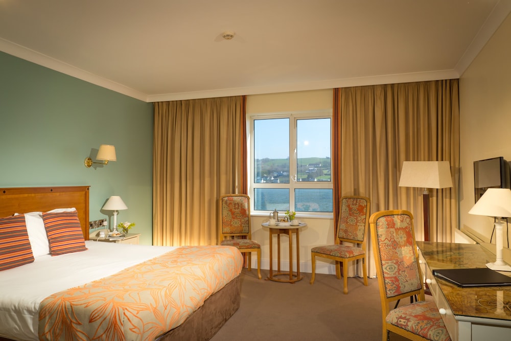 ROOM, DOUBLE BED, BAY VIEW