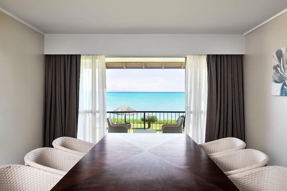 Samoa Beach Resort 26/70