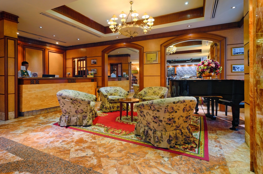 The Jesselton Hotel 7/50