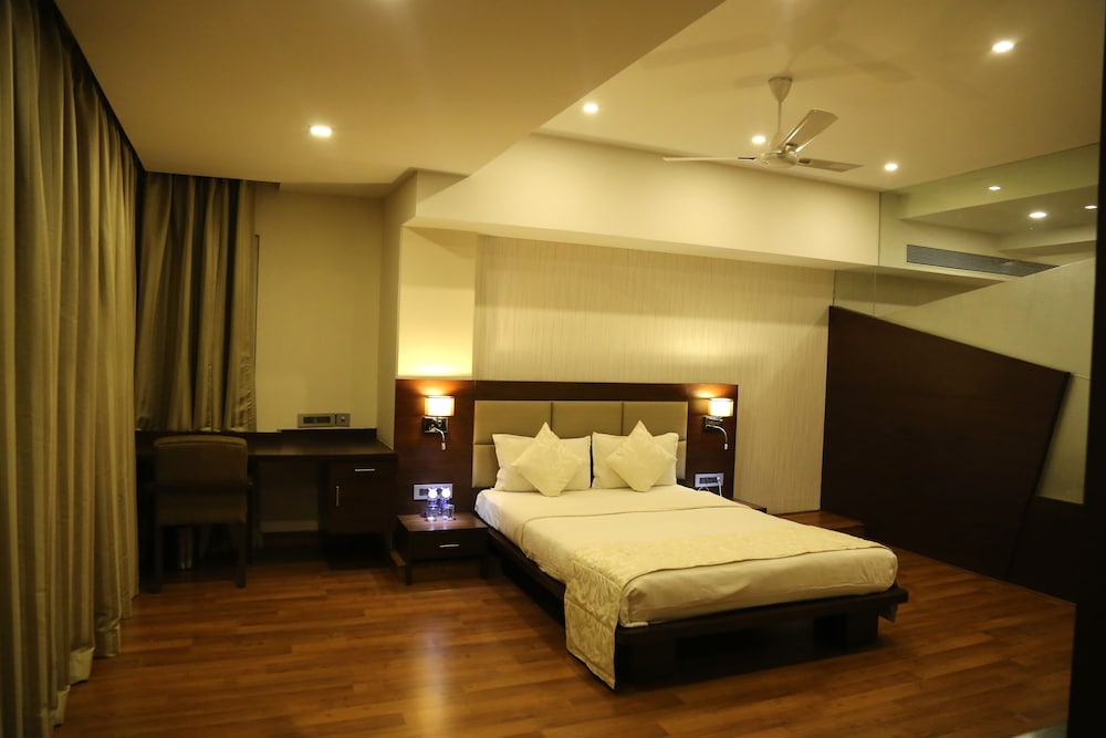 HOTEL EEFA 6/28
