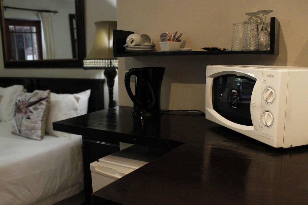 Amani Guest Lodge 17/41