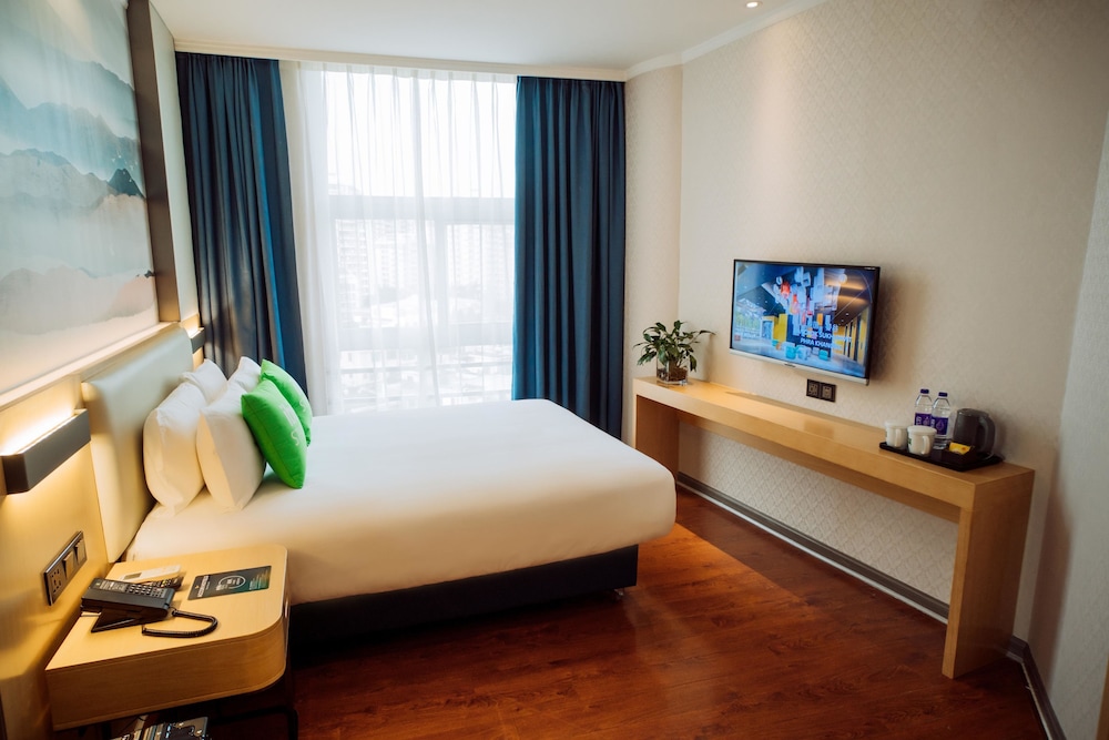 Heroyear Hotel 16/32