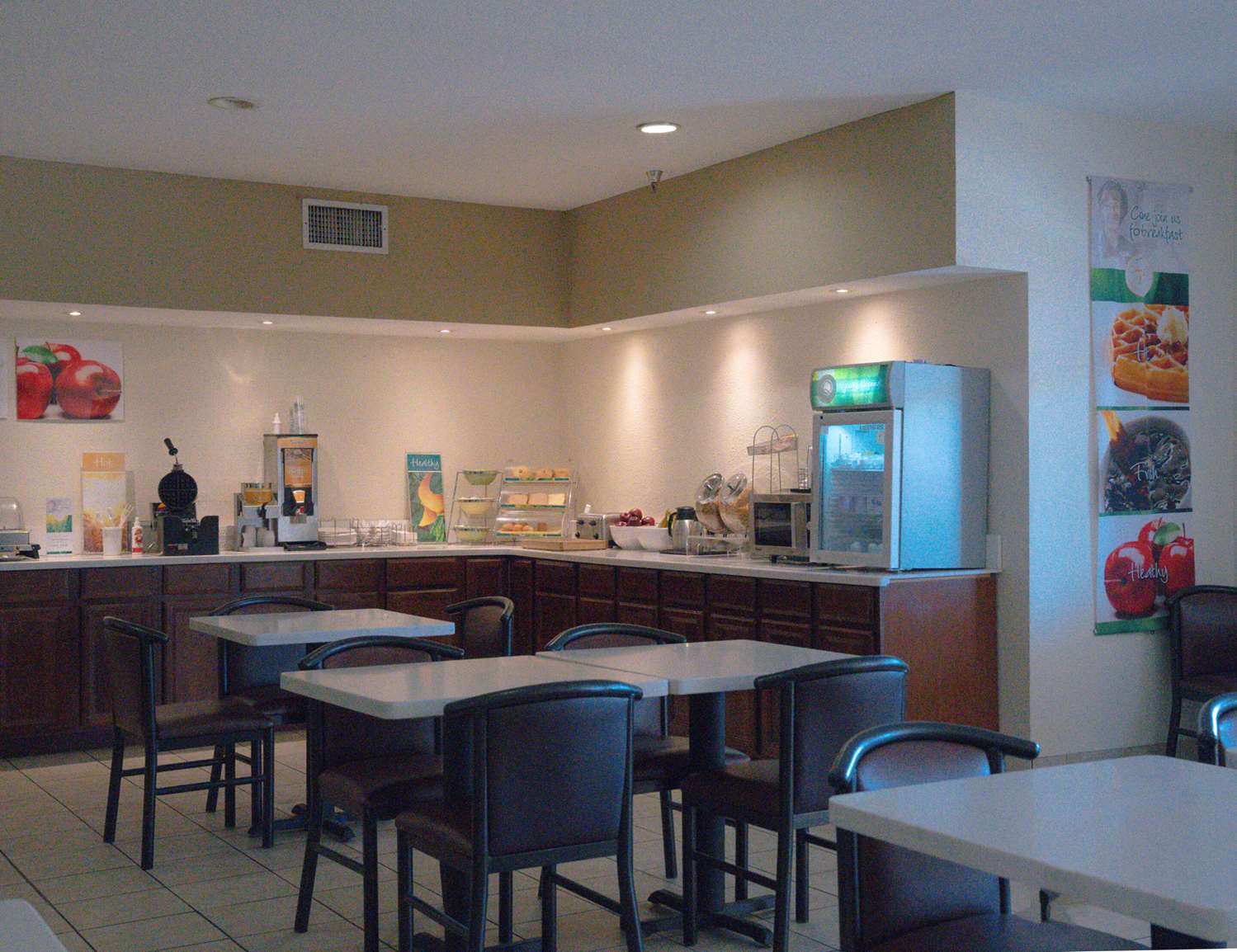 Quality Inn & Suites Yuma 36/50