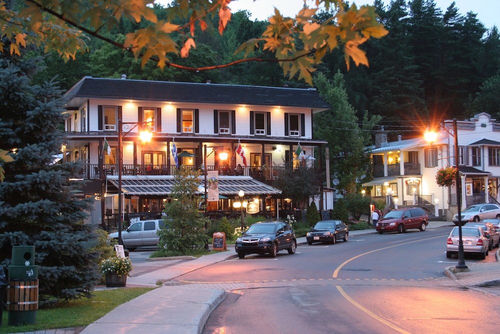 Hotel Mont-Tremblant 53/61