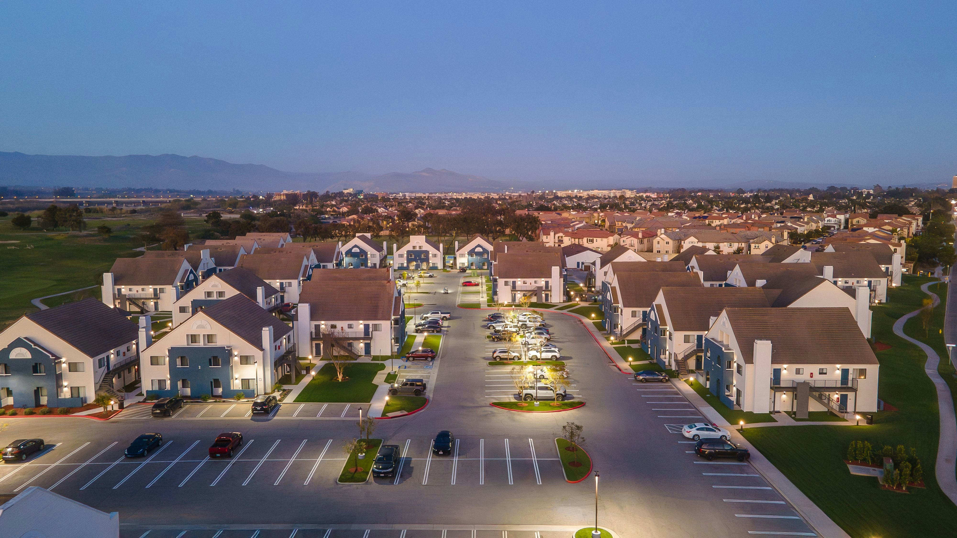 Residence Inn Oxnard River Ridge 4/50