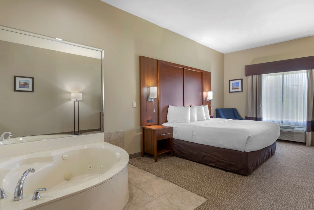 Best Western Texas City 15/37