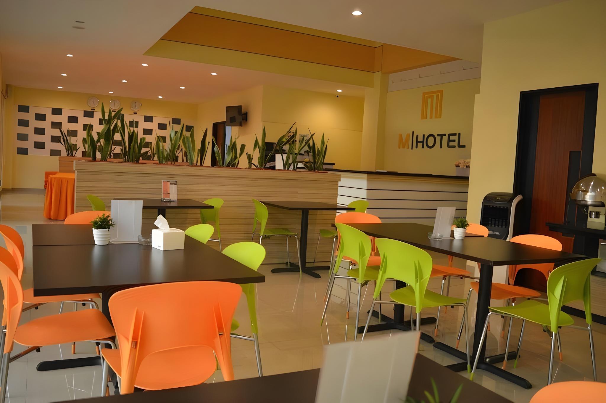 M HOTEL 54/70