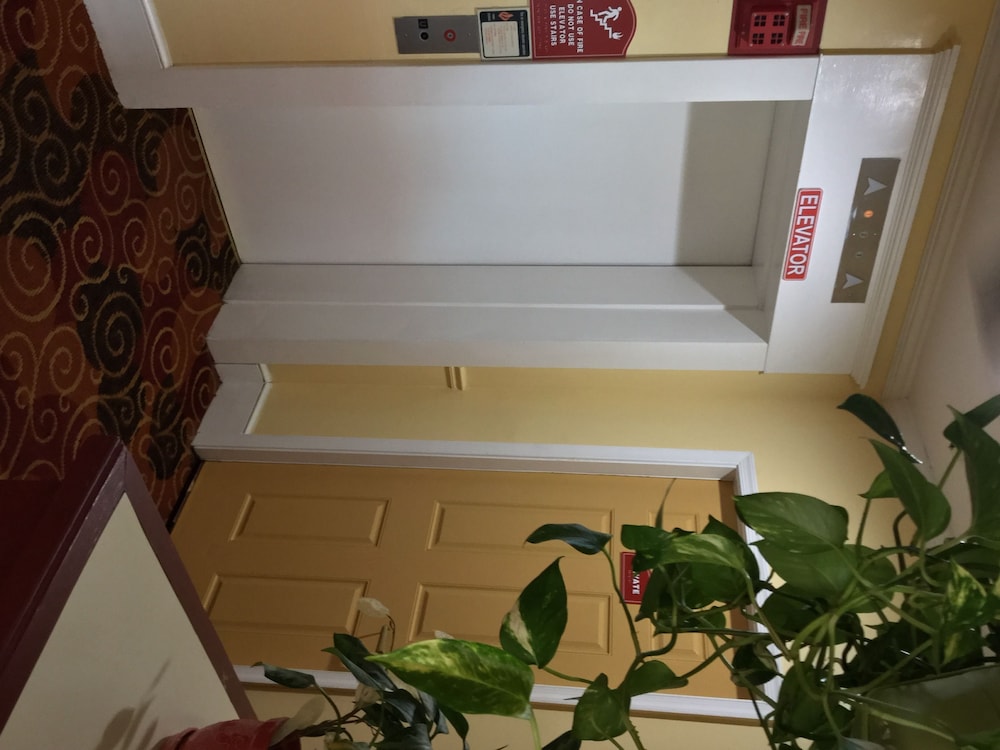 Red Carpet Inn- Bridgeton /Vineland 11/40