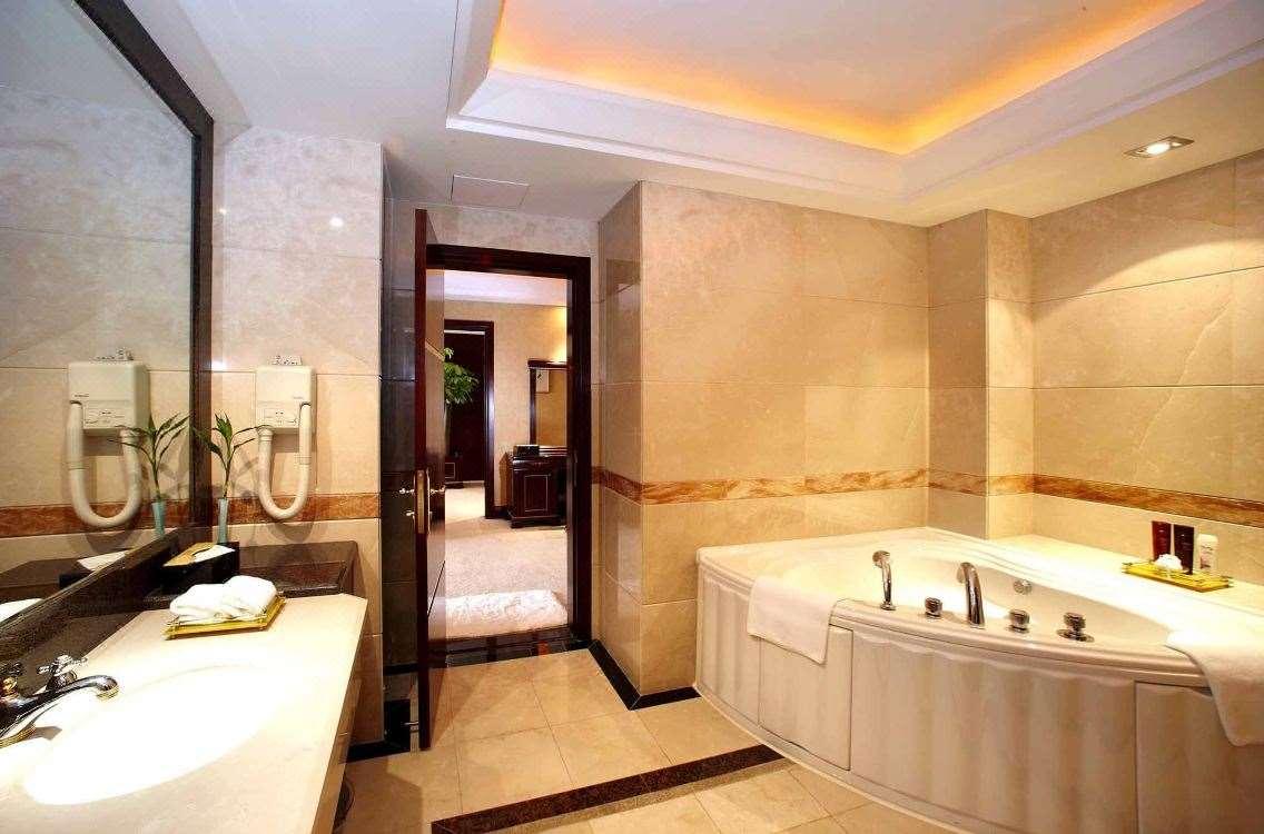 Dongguan Huihua International Hotel 51/51
