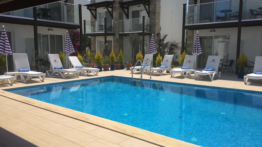 Cotton Boutique Hotel 29/34