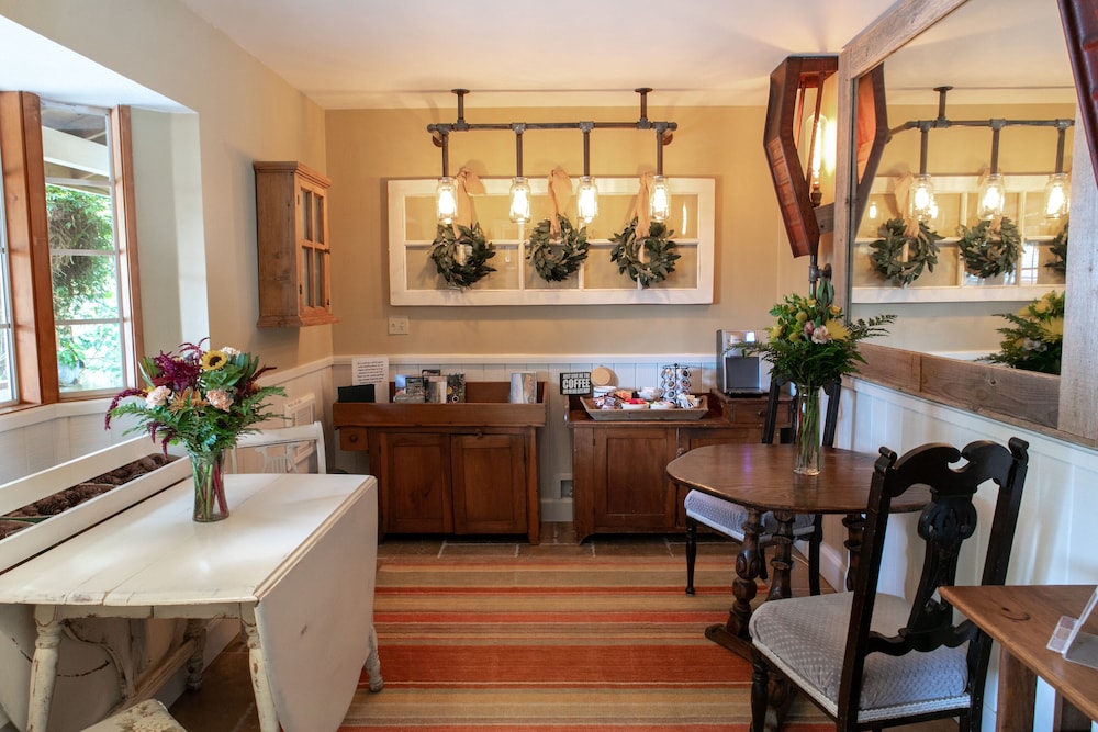 J Patrick House Bed And Breakfast Inn 47/65