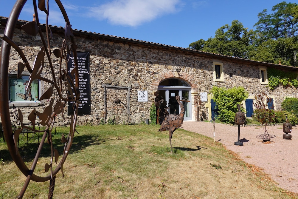 Domaine de Champlong GOLF & SPA 34/37