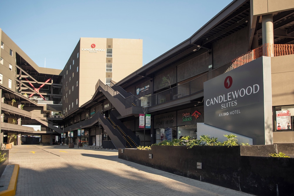 Candlewood Suites Guadalajara Galerias 38/49