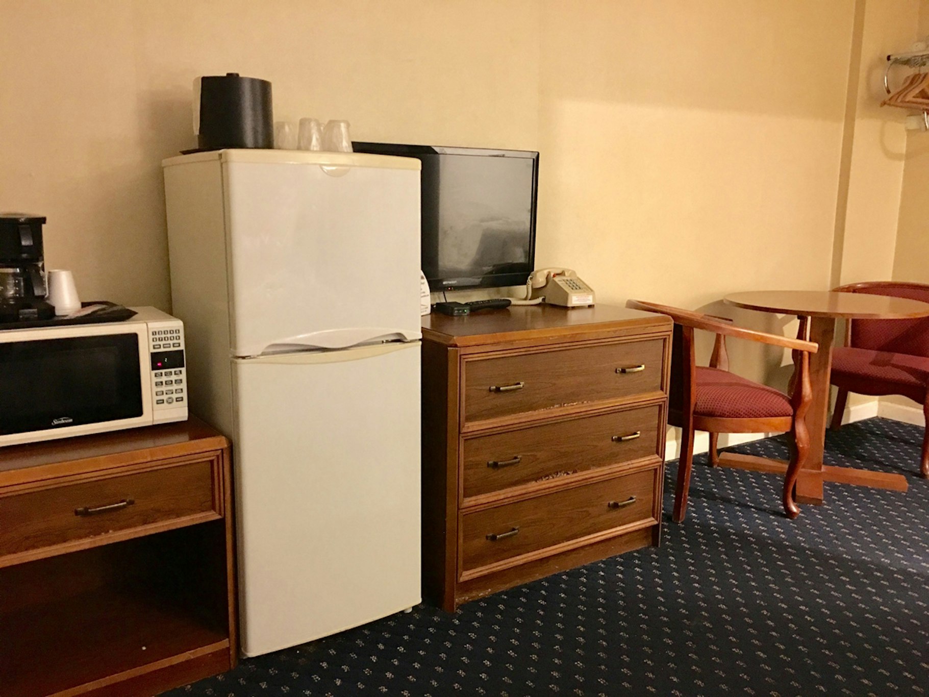 Scottish Inns & Suites 10/14