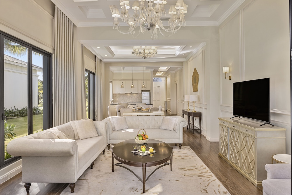 Melia Vinpearl Cua Hoi Affiliated by Melia 37/61