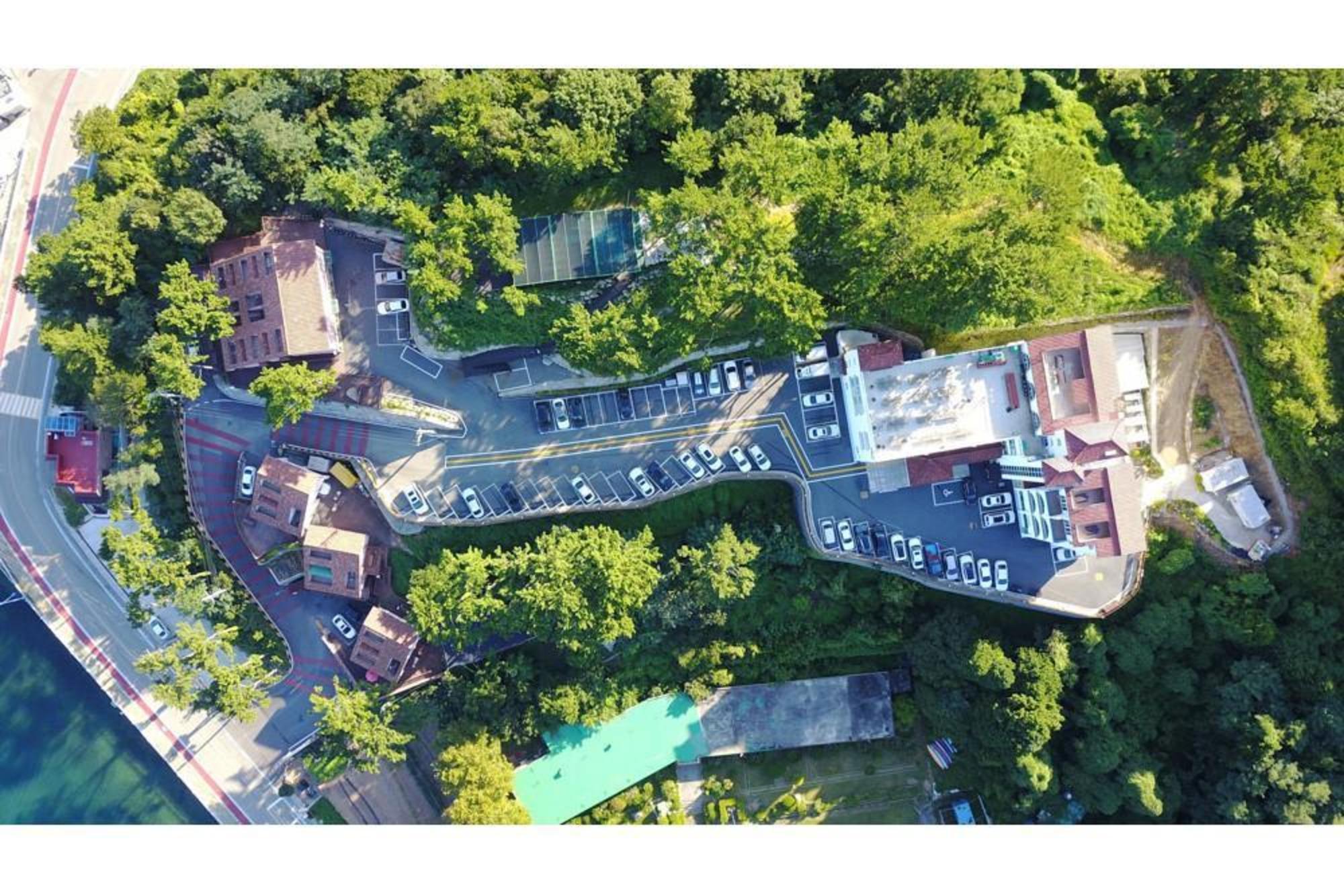 Tongyeong Beach Castle Hotel 53/54
