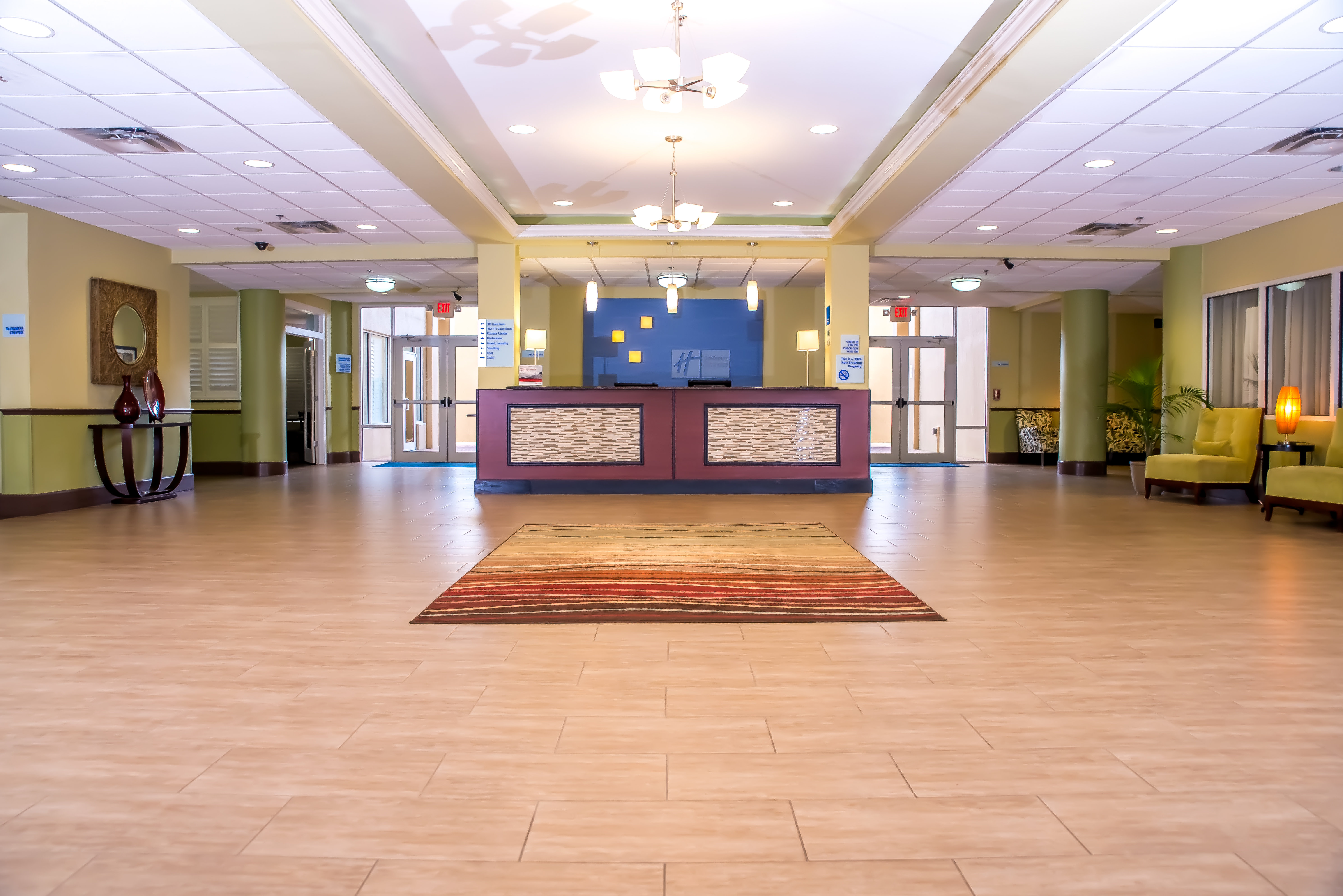 Holiday Inn Express and Suites Cocoa 6/50