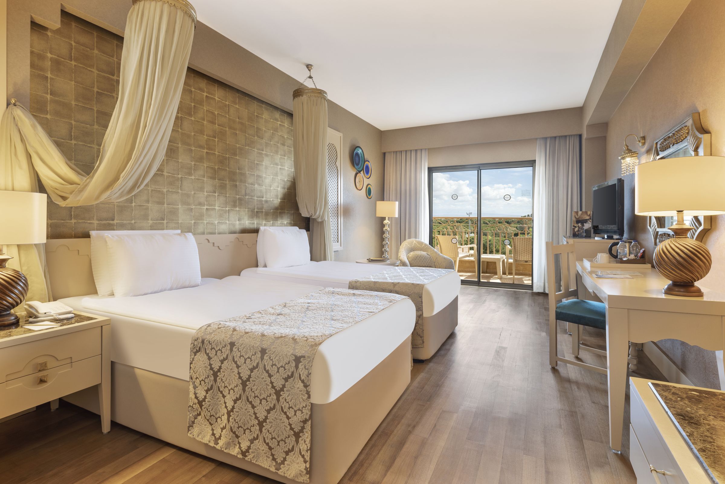 Economy, Double Bed