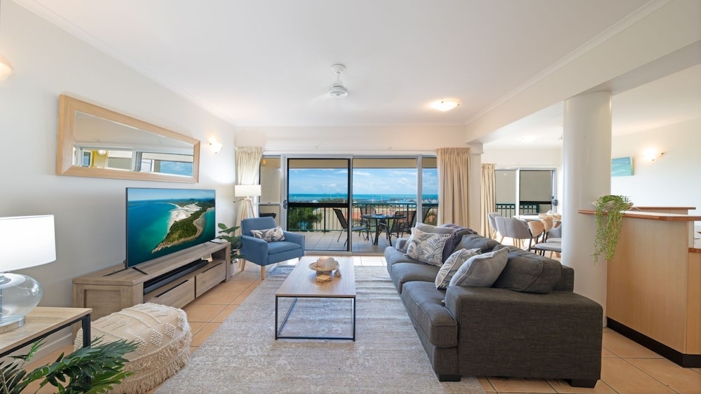 Shingley Beach Resort 53/72